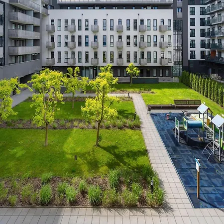 Modern With Balcony Close To The Botanical Garden By Renters Apartman